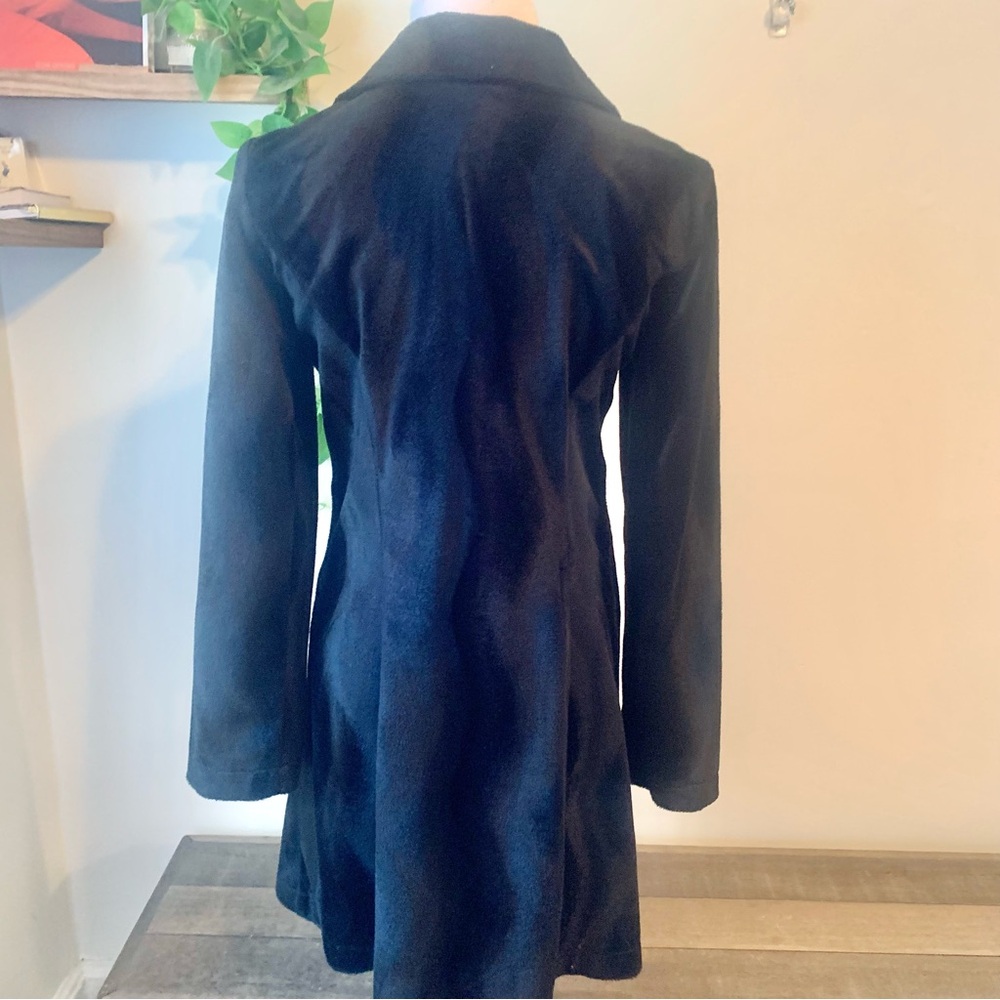 Retro Velvet Jacket - Picture 4 of 5